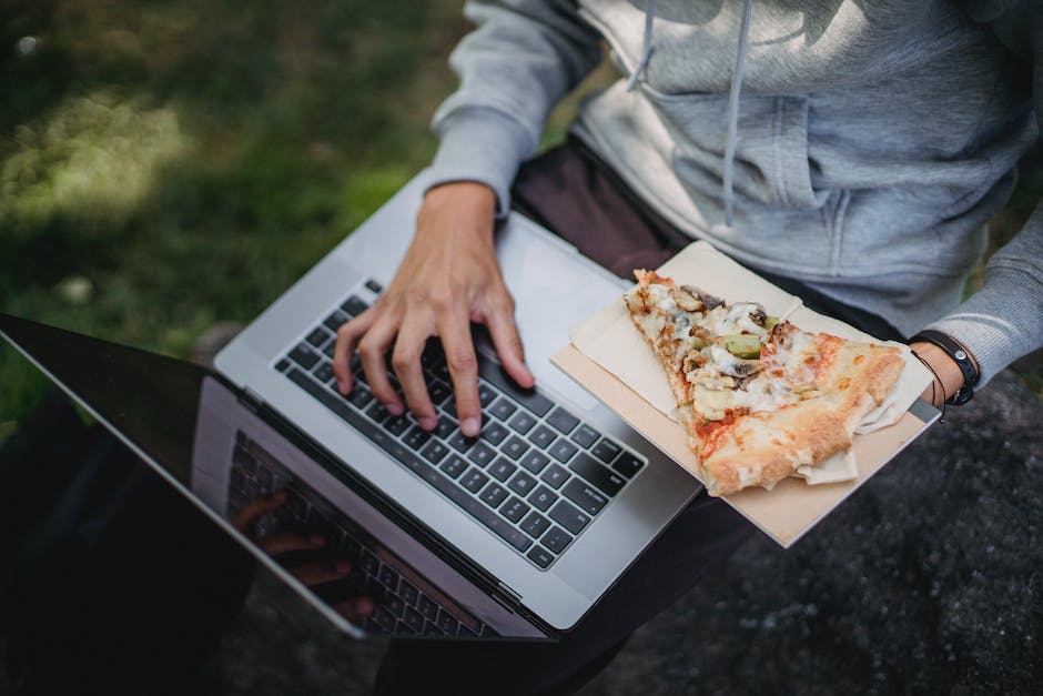  Pizza mit Ei - der leckerste Snack