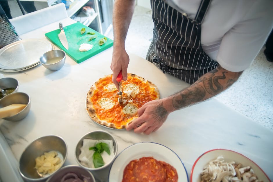 Wie lange braucht man zum Backen von TK-Pizza?