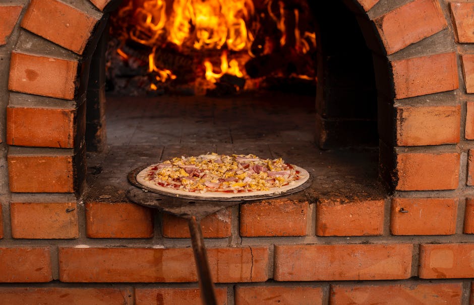  Backofen-Pizza zubereiten