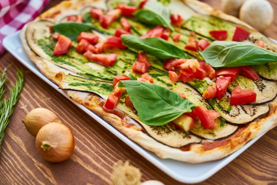  Kaloriengehalt einer Thunfisch-Pizza vom Italiener