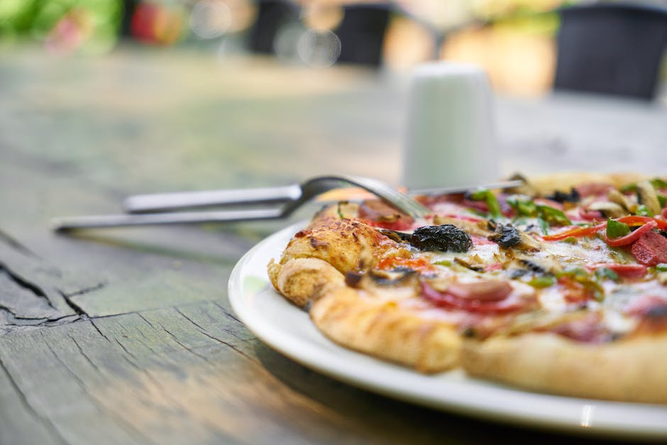 Teigmenge für eine Pizza berechnen